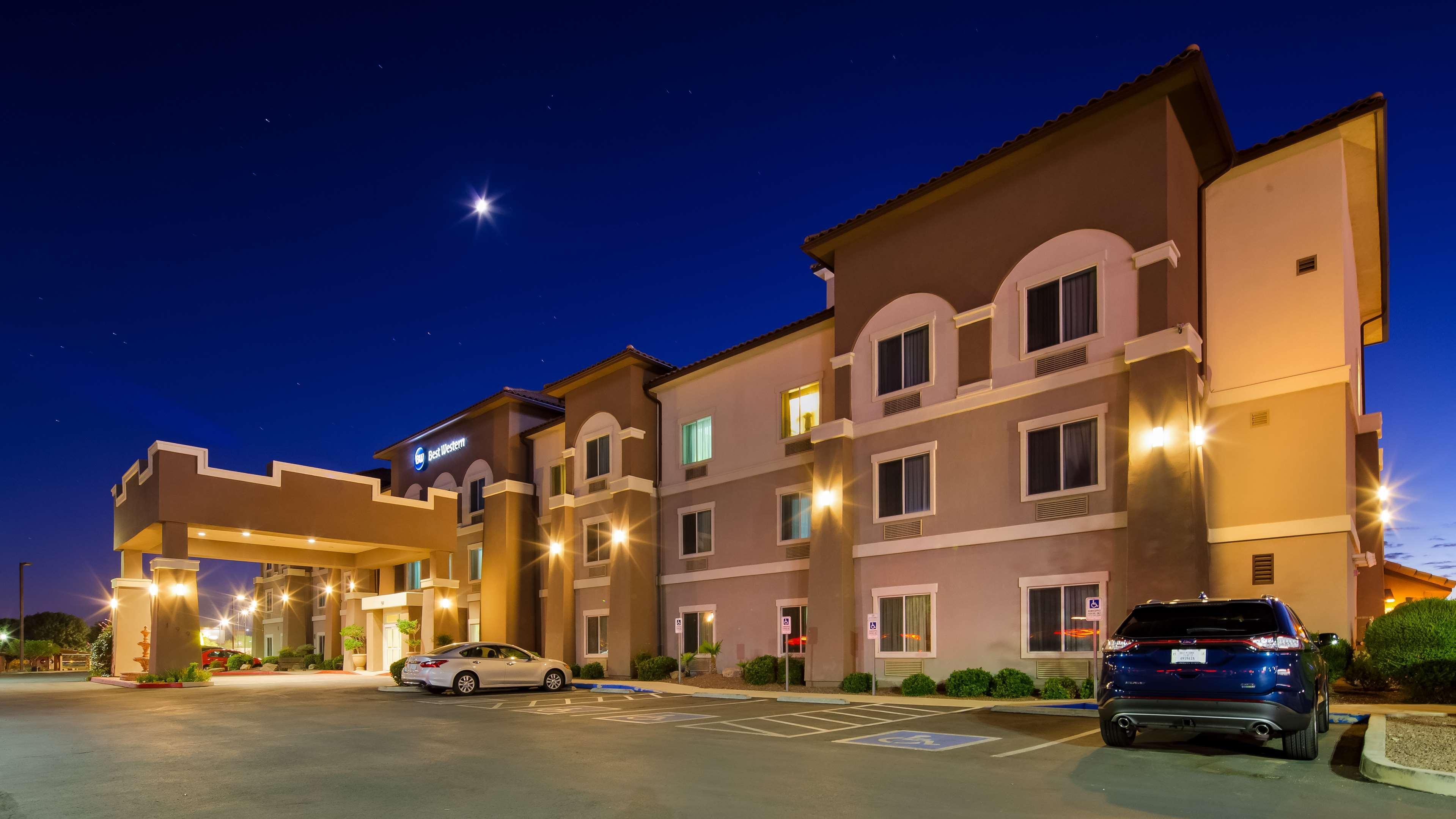 Best Western Douglas Inn & Suites Exterior photo