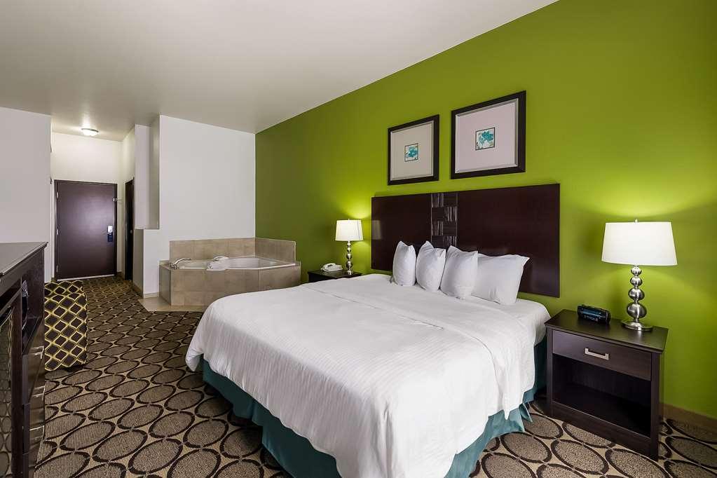 Best Western Douglas Inn & Suites Room photo